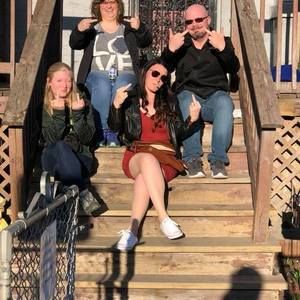 Meet your Posher, Kim